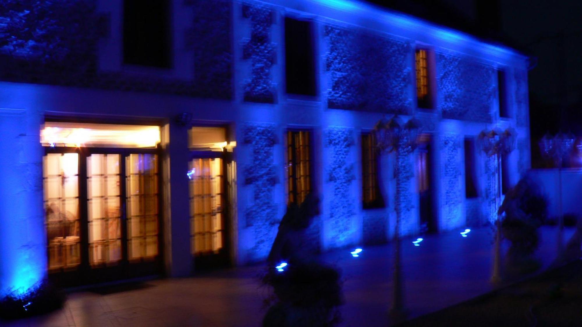 Le Manoir Des Chapelles Bed & Breakfast Venoy Екстериор снимка