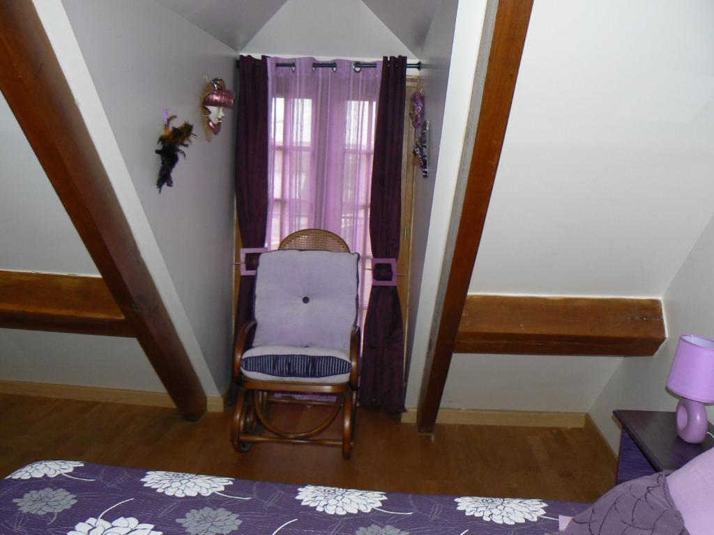 Le Manoir Des Chapelles Bed & Breakfast Venoy Стая снимка