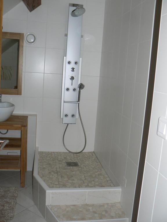 Le Manoir Des Chapelles Bed & Breakfast Venoy Стая снимка
